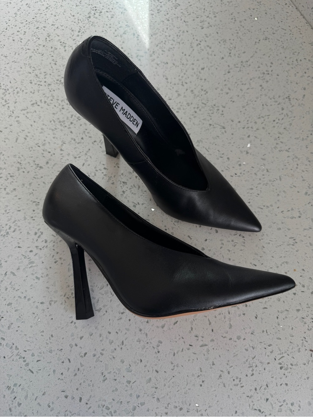 Steve Madden Black Pointed Stiletto Pumps